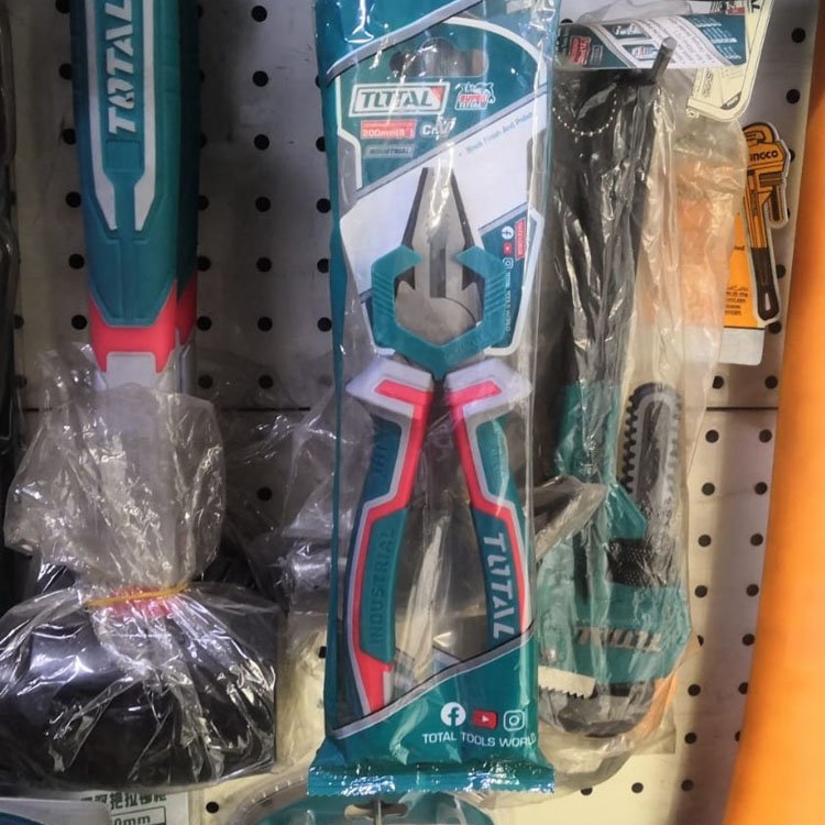 TOTAL 8″ Industrial Combination Pliers — view 2