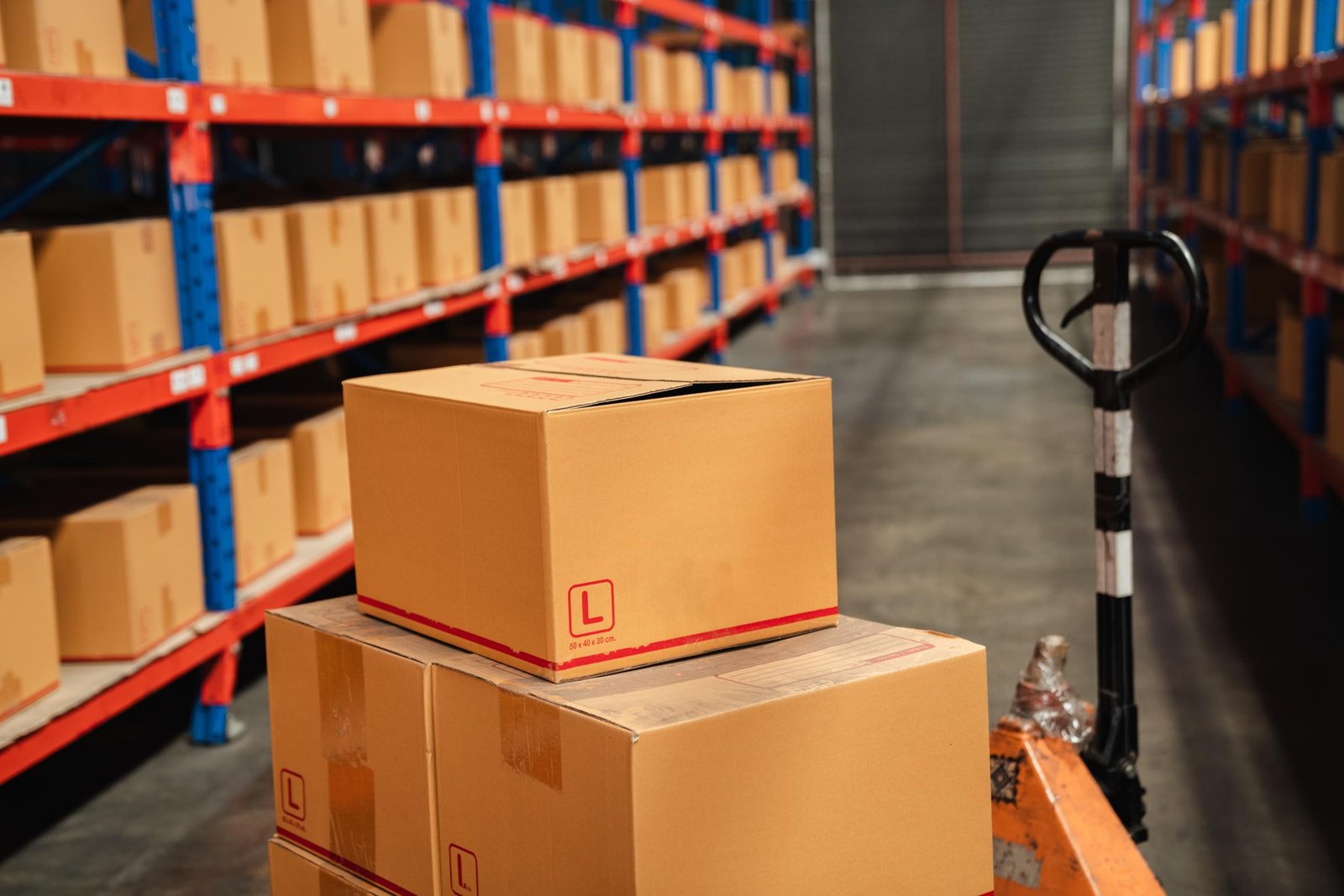 interior-warehouse-storage-and-cardboard-boxes-aga-2023-11-27-04-50-58-utc-1.jpg